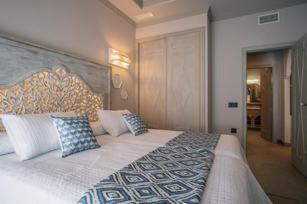Apartamento Turísticos La Baílla Rota