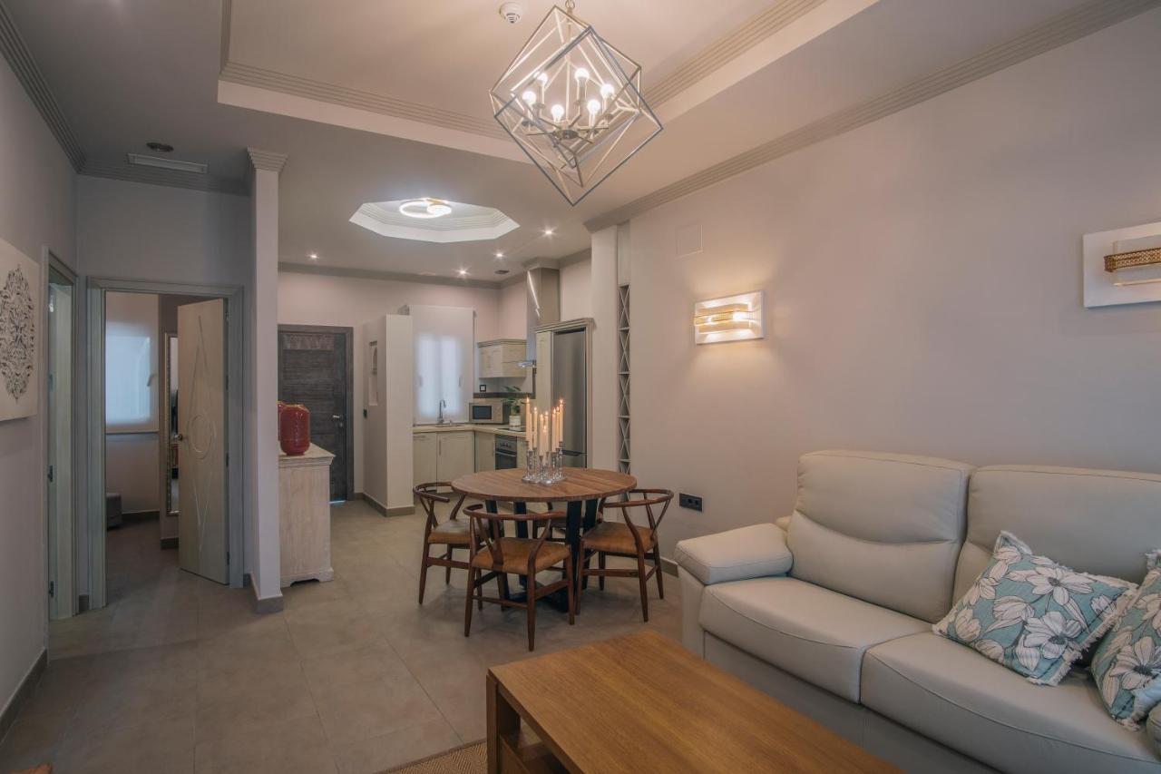 Apartamento Turísticos La Baílla Rota